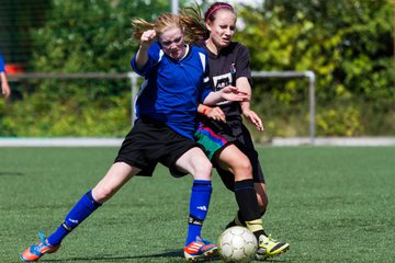 Bild 132 - B-Juniorinnen SV Henstedt-Ulzburg - MTSV Olympia Neum�nster : Ergebnis: 1:4